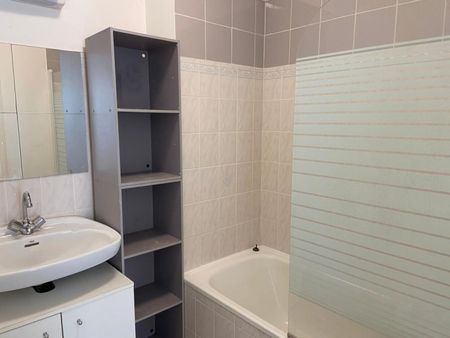 Appartement 2 Pièces 50 m² - Photo 4