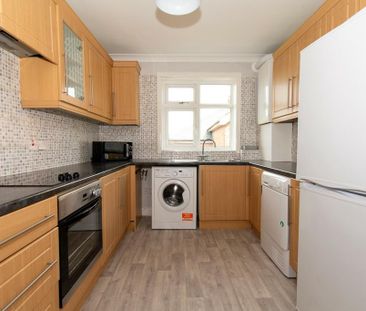 2 bedroom flat to rent - Photo 5