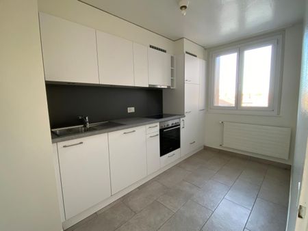 Av. Léopold-Robert 76, 2300 La Chaux-de-Fonds - Photo 4