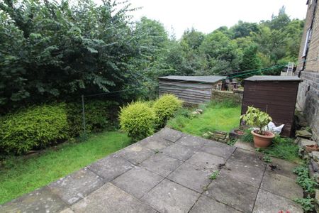 3 bedroom end of terrace house to rent - Photo 5