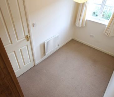 The Gardens, Middleton, Leeds, LS10 4UG - Photo 4