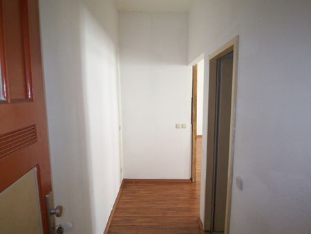 Kleine Single-Wohnung im san. Altbau ***Laminat***Dusche***offene Küche*** - Foto 3