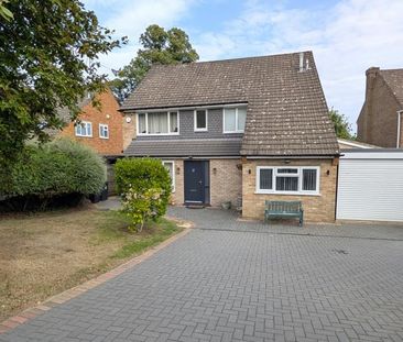 4 bedroom detached house to rent - Photo 1