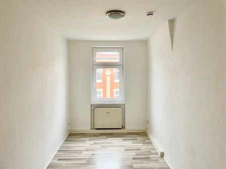 ERFURT SÜD ! Charmante Dachgeschoßwohnung - Photo 3