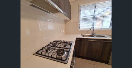 Modern & Stylish - Photo 3