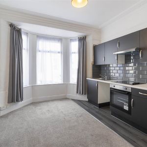 Admiralty Street, Keyham, Plymouth - Photo 2