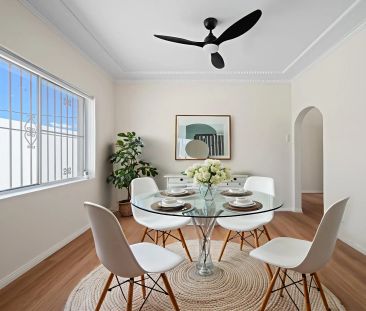 Renovated & Light Filled Three Bedroom Abode - Photo 1