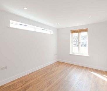 Banbury Road, Kidlington, Oxon, OX5 2BU - Photo 2