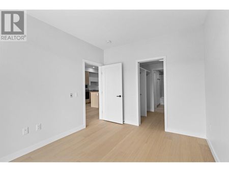 Lovely Lakeviews at ZARA 2 - Photo 5