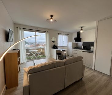 Location Appartement 1 pièce 33m² CHATELLERAULT 86100 - Photo 1