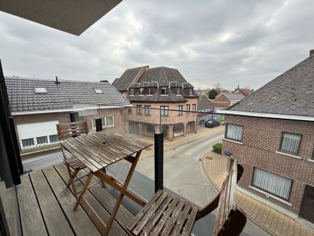 LIEDEKERKE - Luxueus appartement met staanplaats. - Photo 2