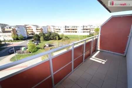 Pronájem bytu 1+kk, 30m + balkon, ul. Federova, Praha 9- Kyje - Photo 5