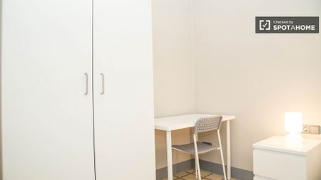 barcelona, Catalonia 08001 - Photo 4