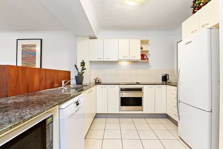 1/102 Racecourse Road, Ascot QLD 4007 - Apartment For Rent | Domain - Photo 4