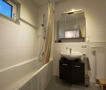 Helle 1-Zimmer-Wohnung mit Balkon, EBK und TG-Stellplatz - Photo 4