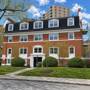 Condos Locatifs – Le Ridgewood à C-D-N - Photo 2