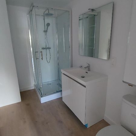 Location appartement à Landivisiau, 2 pièces 33.44m² - Photo 4