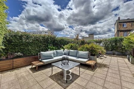 Appartement à louer à Paris 15Ème - Photo 2