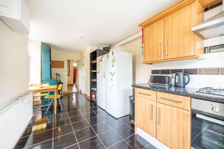 4 bedroom house to rent - Photo 4