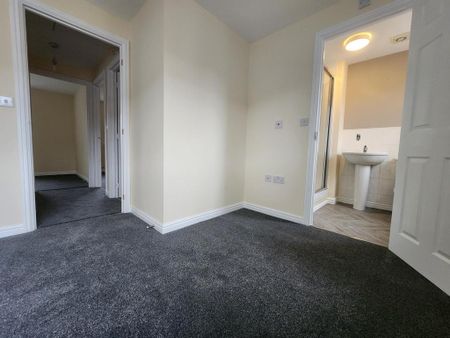 3 bedroom detached house to rent - Photo 2