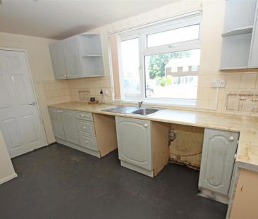 2 bedroom end of terrace house to rent - Photo 6