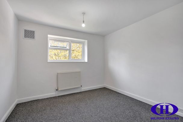 Hornbeam Road, Hayes - Photo 1