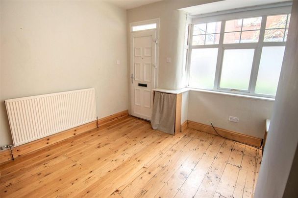 2 bedroom end of terrace house to rent - Photo 1