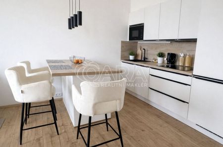 Pronájem bytu 2+kk 55 m² - Фото 5