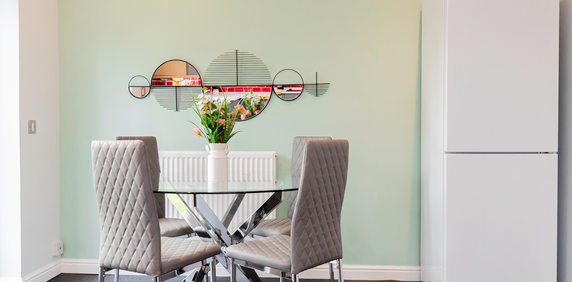 Penlon Place Room 1 - Photo 2