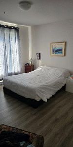 Grand 4 1/2 rez-de-chaussée - Photo 3