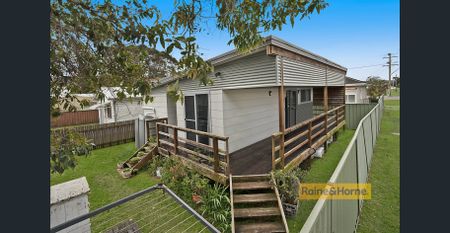 Immaculate cabin in Top location - Photo 4