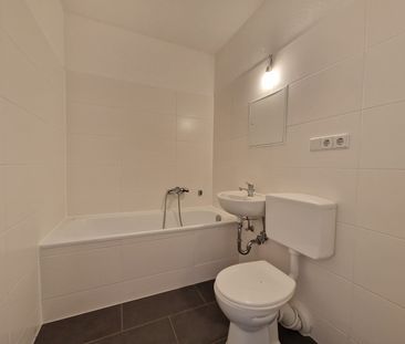 Das 2 x 2 in Chemnitz! 2-Zimmer-Wohnung in der 2. Etage - Einbauküc... - Photo 4