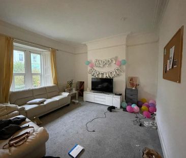 35 North Road East - Photo 3