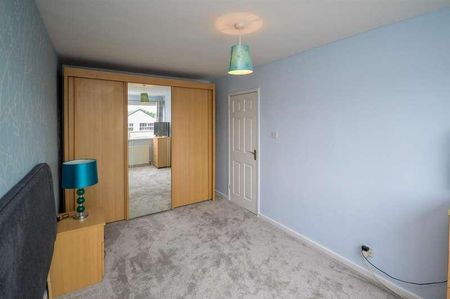 Teall Court, Ossett, WF5 - Photo 2