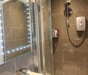 Temple Street - Photo 3