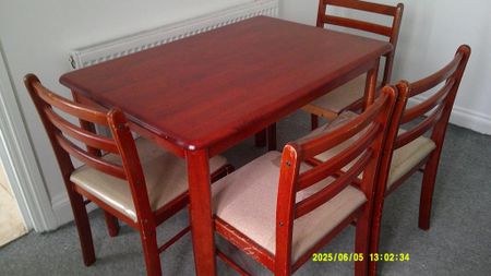 6 bedroom terraced house to rent - Photo 4