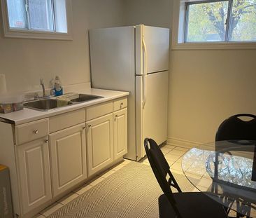 For Lease - 387 Crosby Avenue Unit# Bachlor-Basement, Richmond Hill... - Photo 5