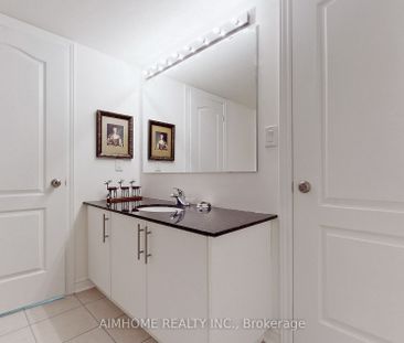 For Lease - 2-4 Eaton Park Lane Unit# 3rd Floor Masterbedroom, Toro... - Photo 3