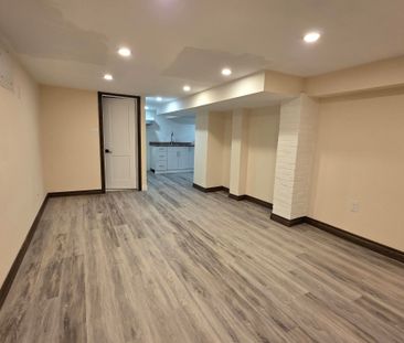 For Lease - 15 Ottawa Street, Hamilton, Ontario - Photo 4