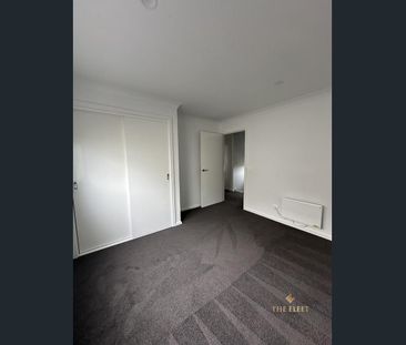 Beautiful 4-Bedroom Family Home for Lease in Tarneit - Photo 4