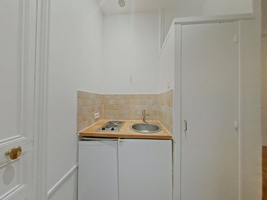 Location Appartement 1 pièce 20m² NEUILLY SUR SEINE 92200 - Photo 1