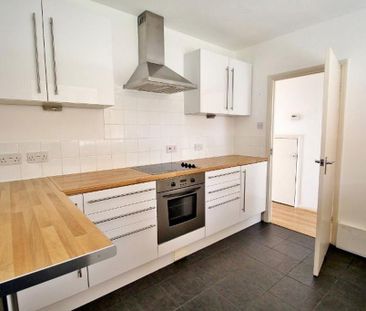 3 bedroom apartment to rent - Photo 1