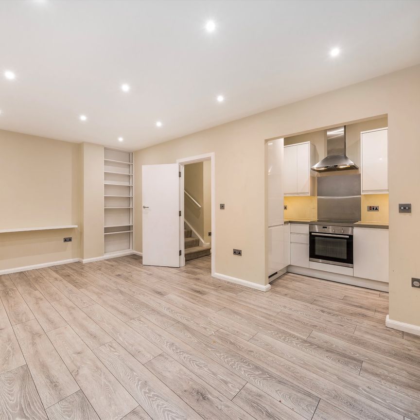 Marsham Street, Pimlico & Westminster, SW1P, London - Photo 1