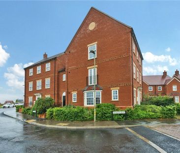 Modern two double bedroom top floor apartment with allocated parking. - Photo 4