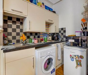 Studio to rent - Photo 4