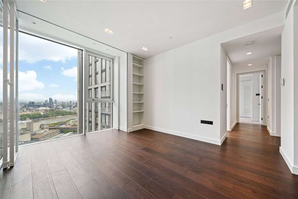 A modern, spacious 2 bed apartment , located on in 8 Casson Square. - Photo 1