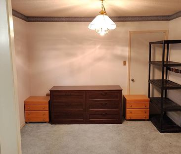 For Lease - 3050 Olympus Mews Unit# Main Floor, Mississauga, Ontario - Photo 3