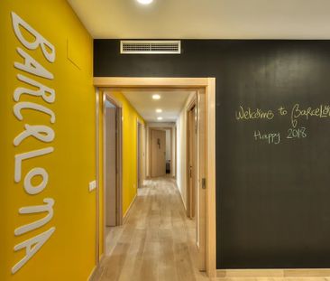 Travessera de Gràcia, Barcelona, Catalonia 08021 - Photo 3