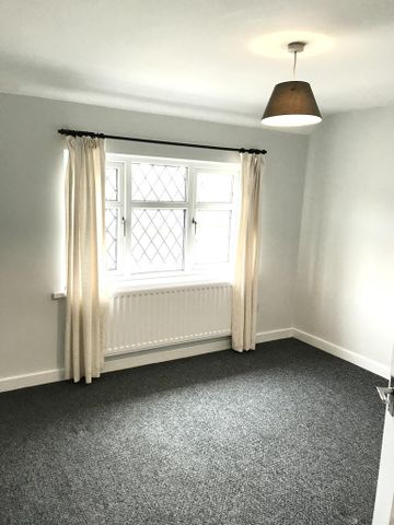 2 bedroom semi-detached house to rent - Photo 5