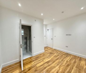 5 bedroom semi-detached house to rent - Photo 5